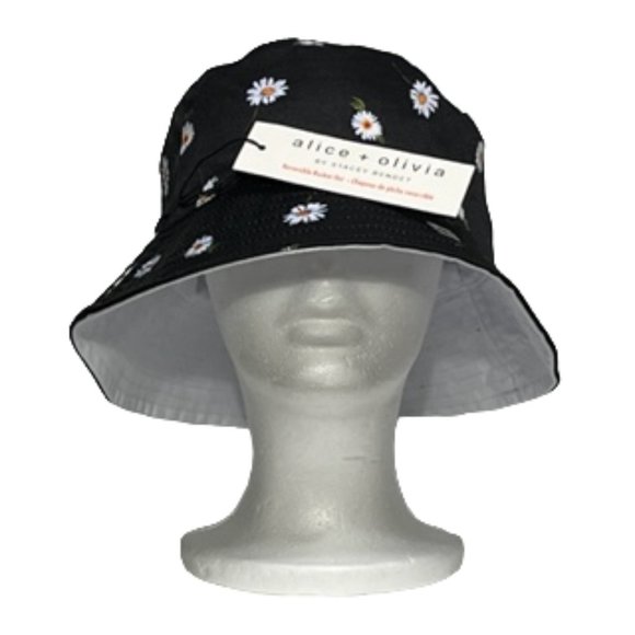 ALICE + OLIVIA Reversible Bucket Hat: Black with Daisy Print And Solid White NWT - Picture 2 of 11
